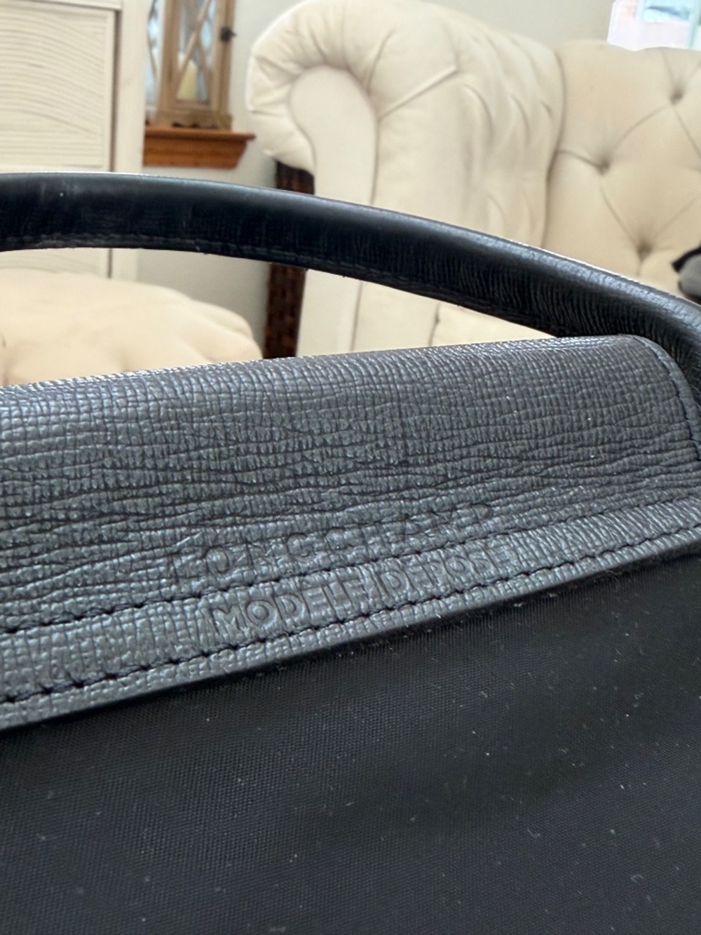 Longchamp Le Pilage MED all black crossbody - Picture 5 of 15